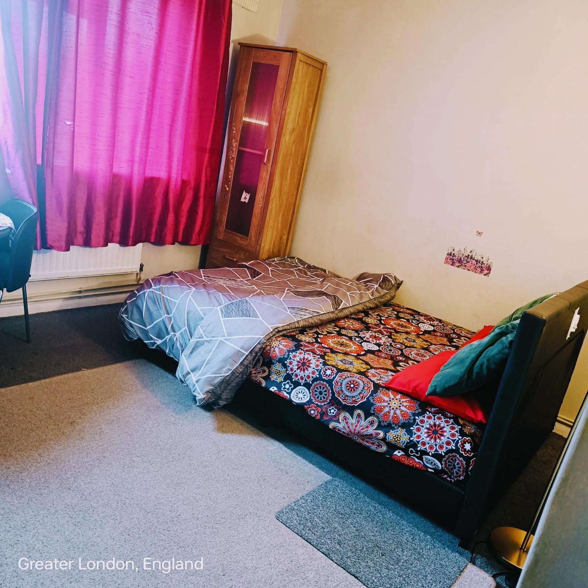 Cosy Private Room In Hornchurch, London With Free Parking Exteriör bild